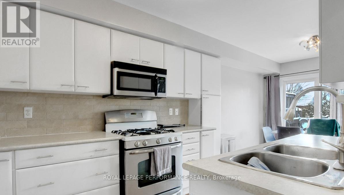 156 Talltree Crescent, Ottawa, Ontario  K2S 0B1 - Photo 7 - X12666234