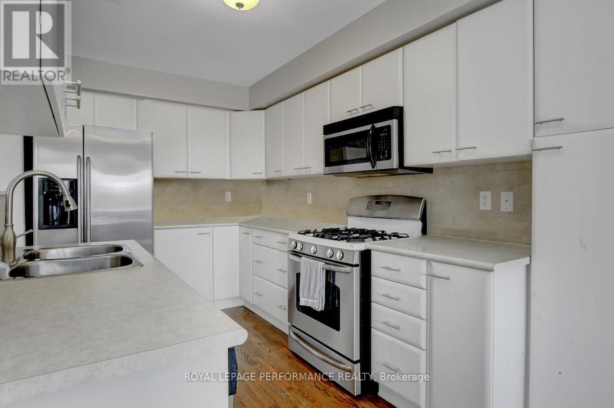 156 Talltree Crescent, Ottawa, Ontario  K2S 0B1 - Photo 8 - X12666234