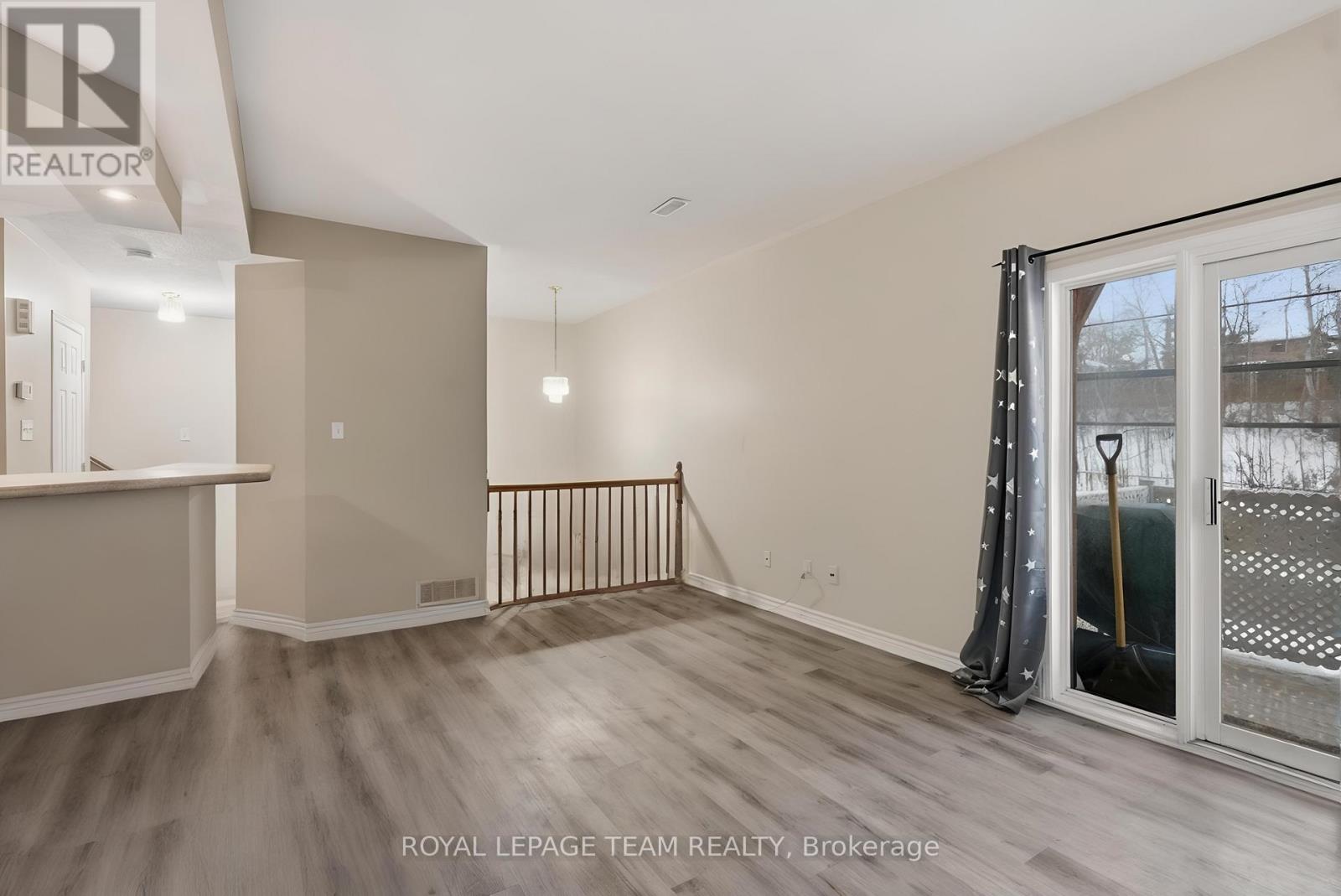 108 - 3265 St. Joseph Boulevard, Ottawa, Ontario  K1E 3Y2 - Photo 11 - X12666258