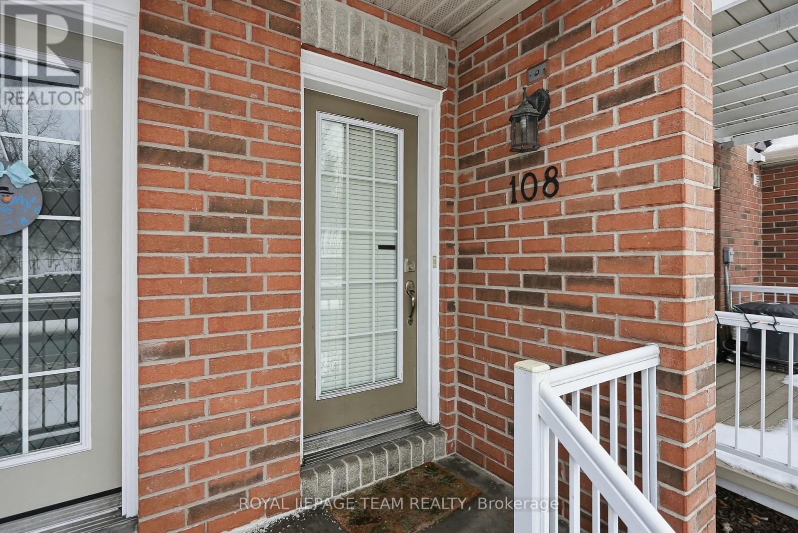 108 - 3265 St. Joseph Boulevard, Ottawa, Ontario  K1E 3Y2 - Photo 3 - X12666258