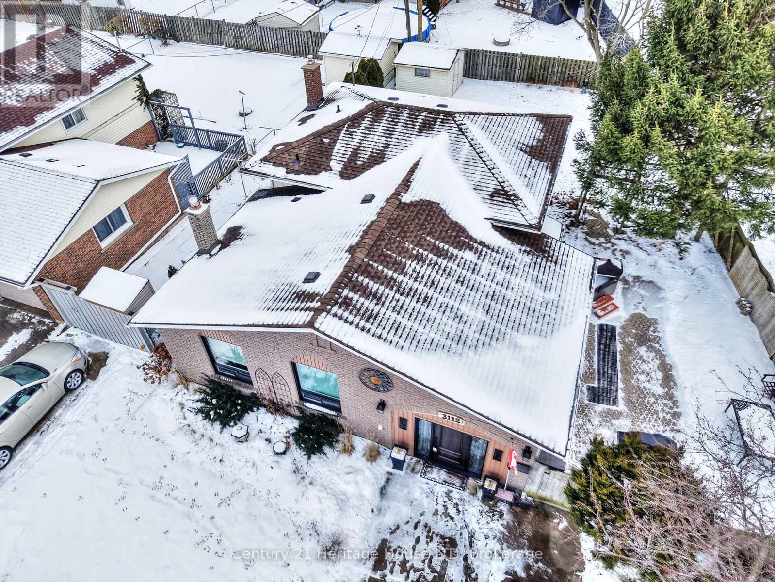 3112 Ussher Street, Niagara Falls (Chippawa), Ontario  L2G 6M2 - Photo 2 - X12666274