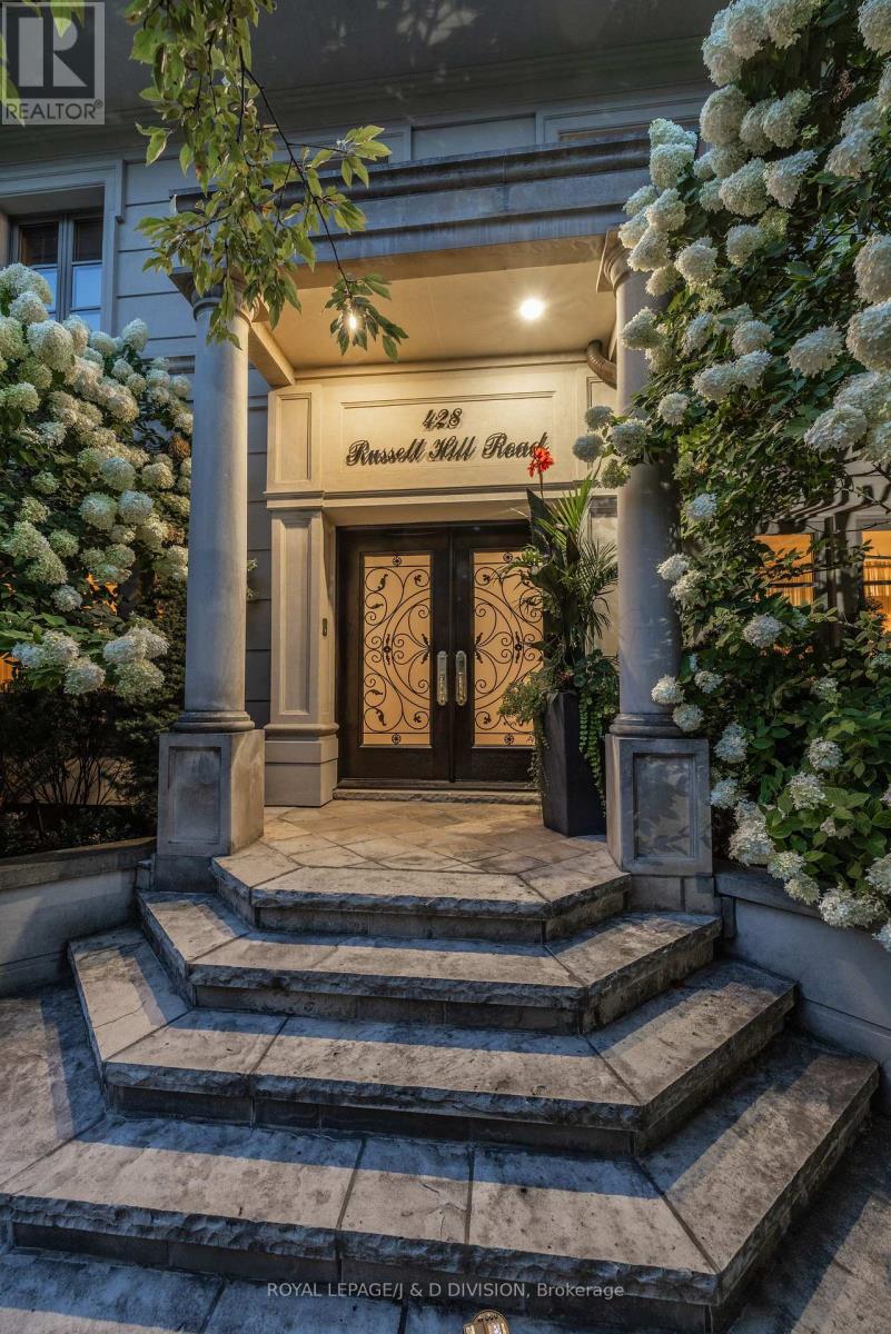 428 Russell Hill Road, Toronto, Ontario M5P 2S3 - Photo 4 - C12572516