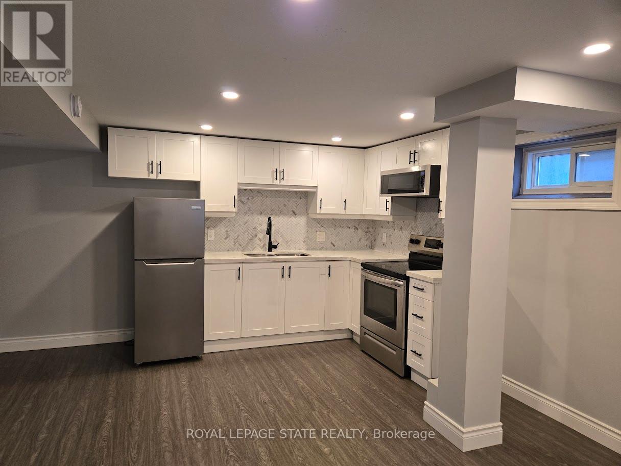 373 East 27th Street, Hamilton, Ontario  L8V 3H1 - Photo 31 - X12612604