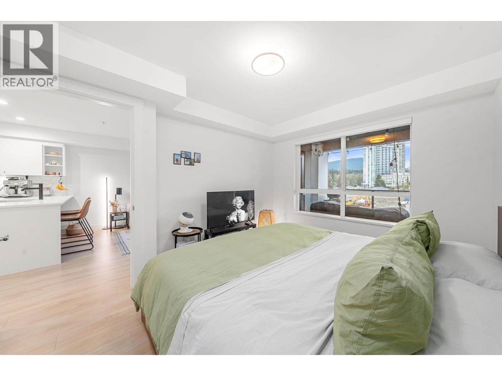 402 1519 Crown Street, Vancouver, British Columbia  V7J 1G6 - Photo 19 - R3076321