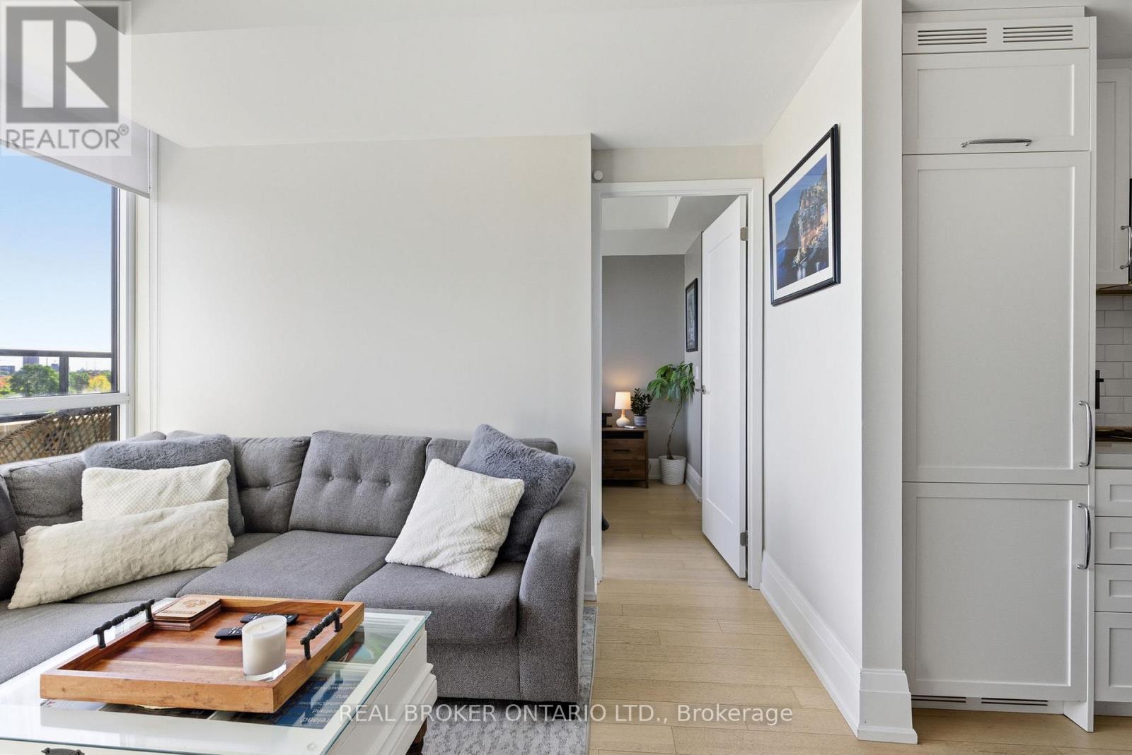 606 - 25 Malcolm Road, Toronto, Ontario  M4G 0C1 - Photo 6 - C12666206