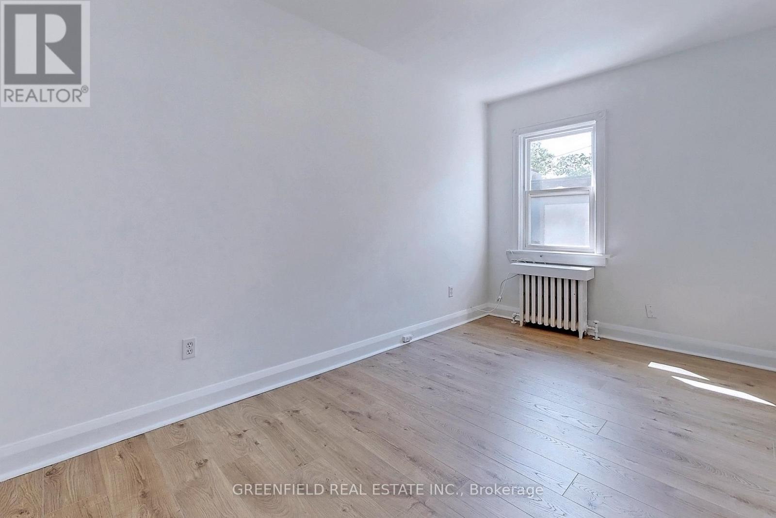 Upper - 1747 Bayview Avenue, Toronto, Ontario  M4G 3C5 - Photo 13 - C12666256
