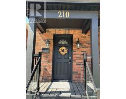 210 DEARBORN AVENUE, Oshawa, Ontario