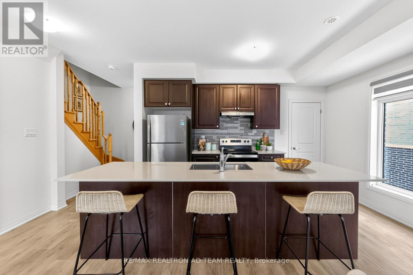 20 Emmas Way, Whitby, Ontario  L1R 0S7 - Photo 13 - E12666186