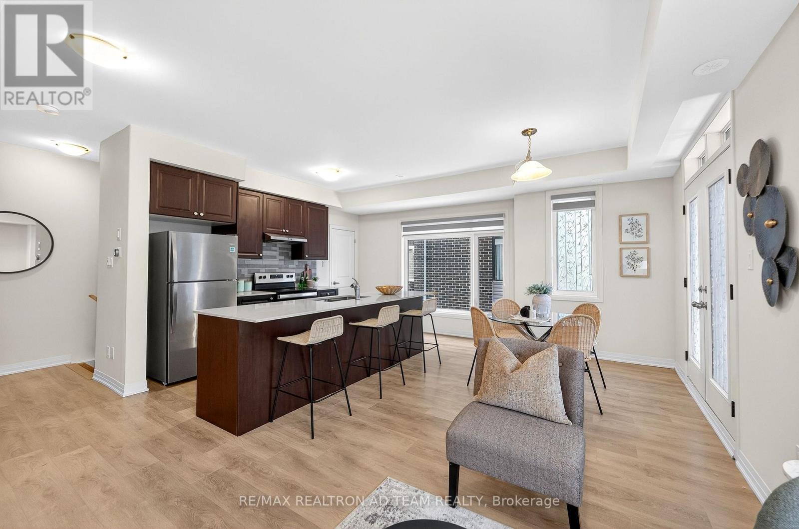 20 Emmas Way, Whitby, Ontario  L1R 0S7 - Photo 6 - E12666186