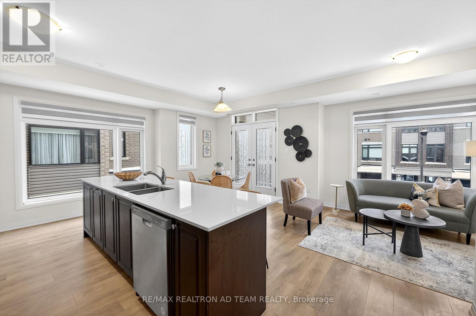 20 Emmas Way, Whitby, Ontario  L1R 0S7 - Photo 9 - E12666186