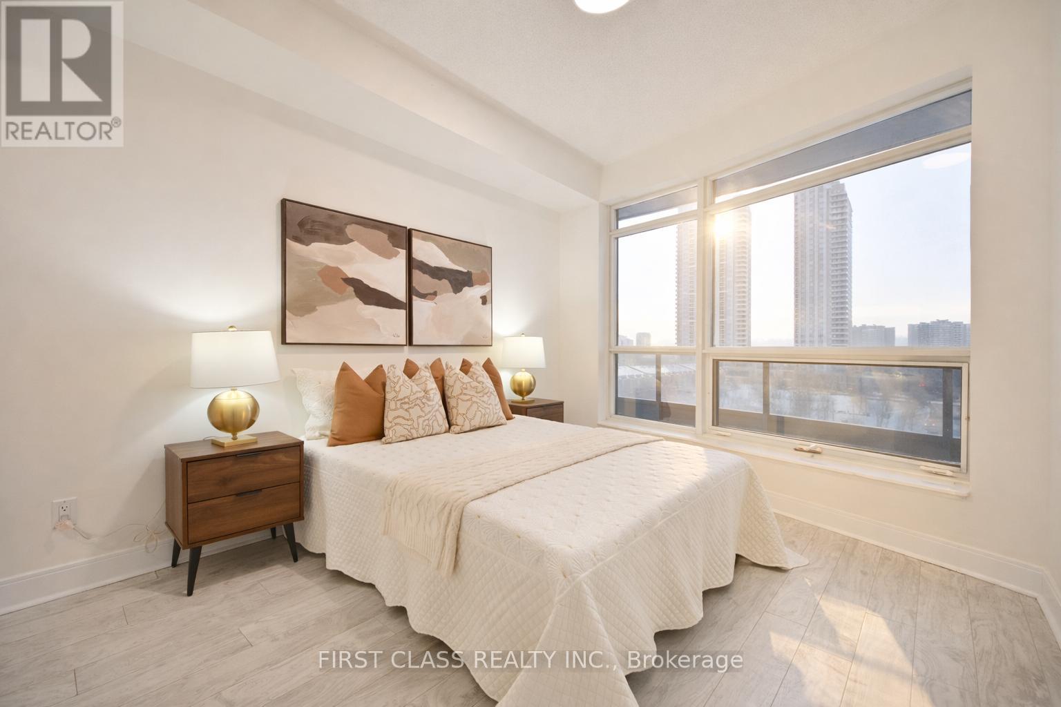 610 - 125 Village Green Square, Toronto, Ontario  M1S 0G3 - Photo 9 - E12666228