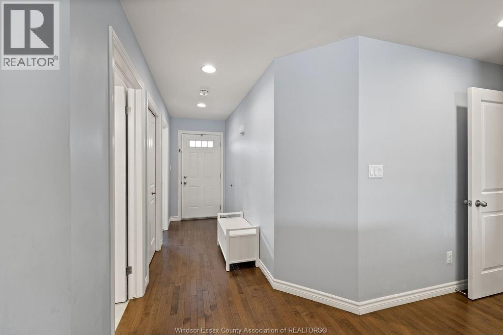 1034 Florence Avenue, Windsor, Ontario  N8P 0C3 - Photo 14 - 26000313