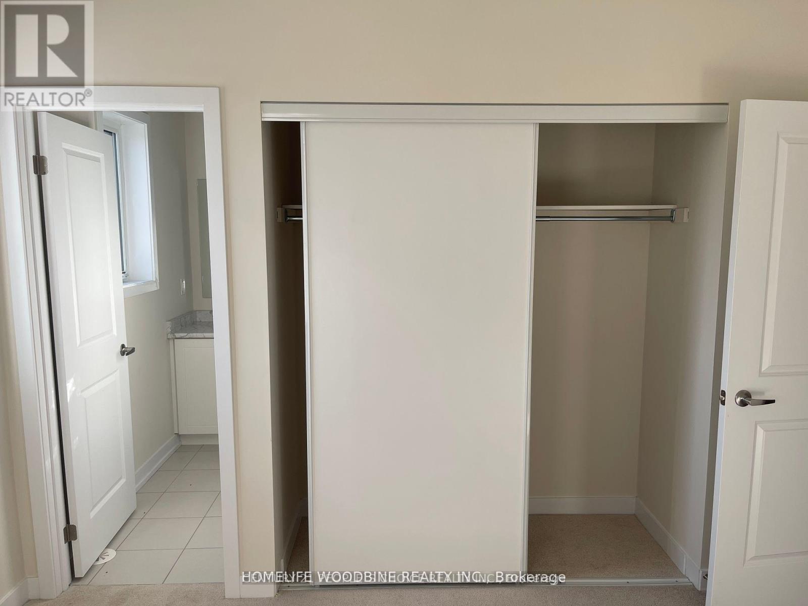 43 - 30 Chiffon Street, Vaughan (Steeles West Industrial), Ontario  L4L 1V8 - Photo 2 - N12666284