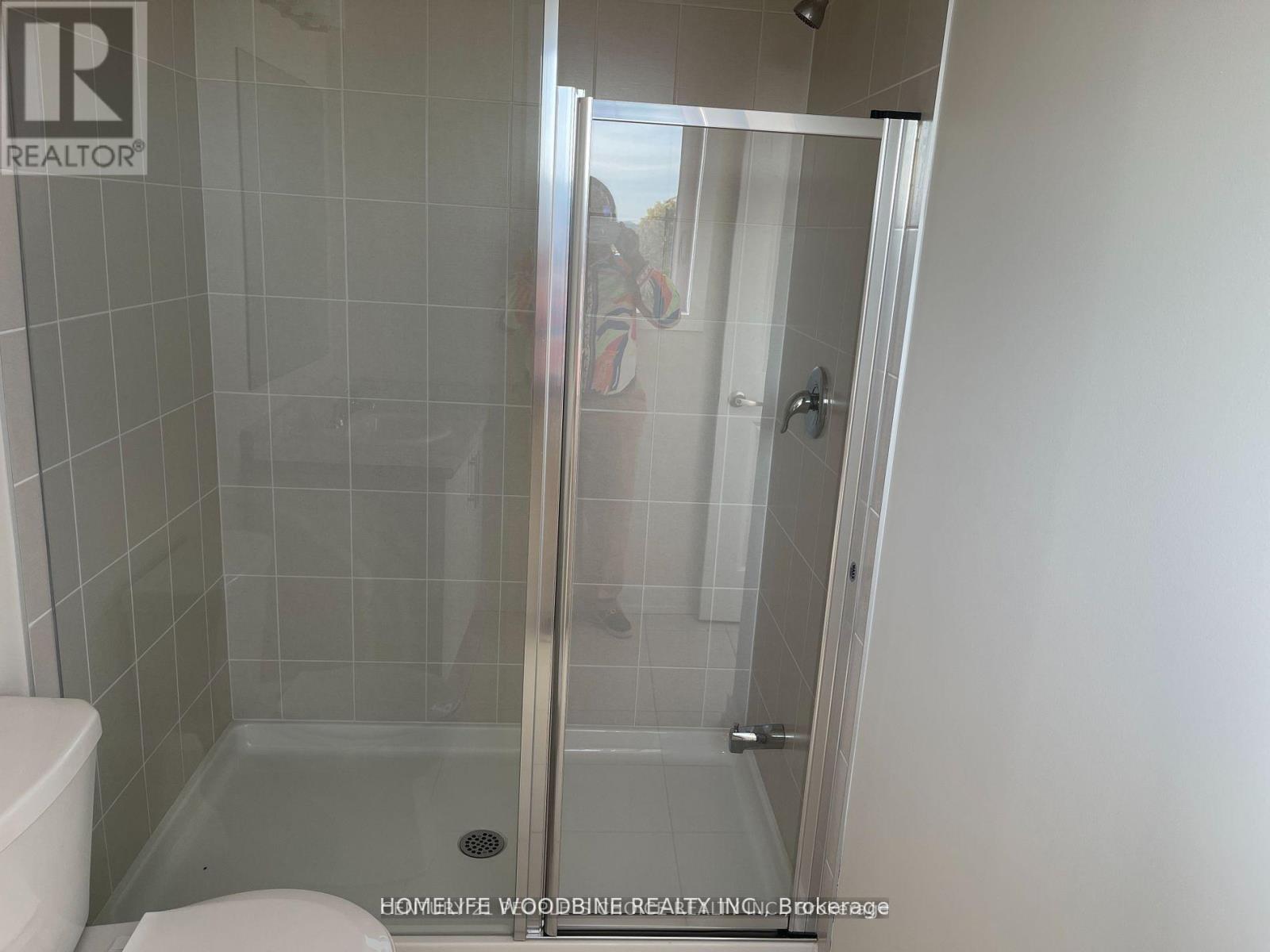 43 - 30 Chiffon Street, Vaughan (Steeles West Industrial), Ontario  L4L 1V8 - Photo 4 - N12666284