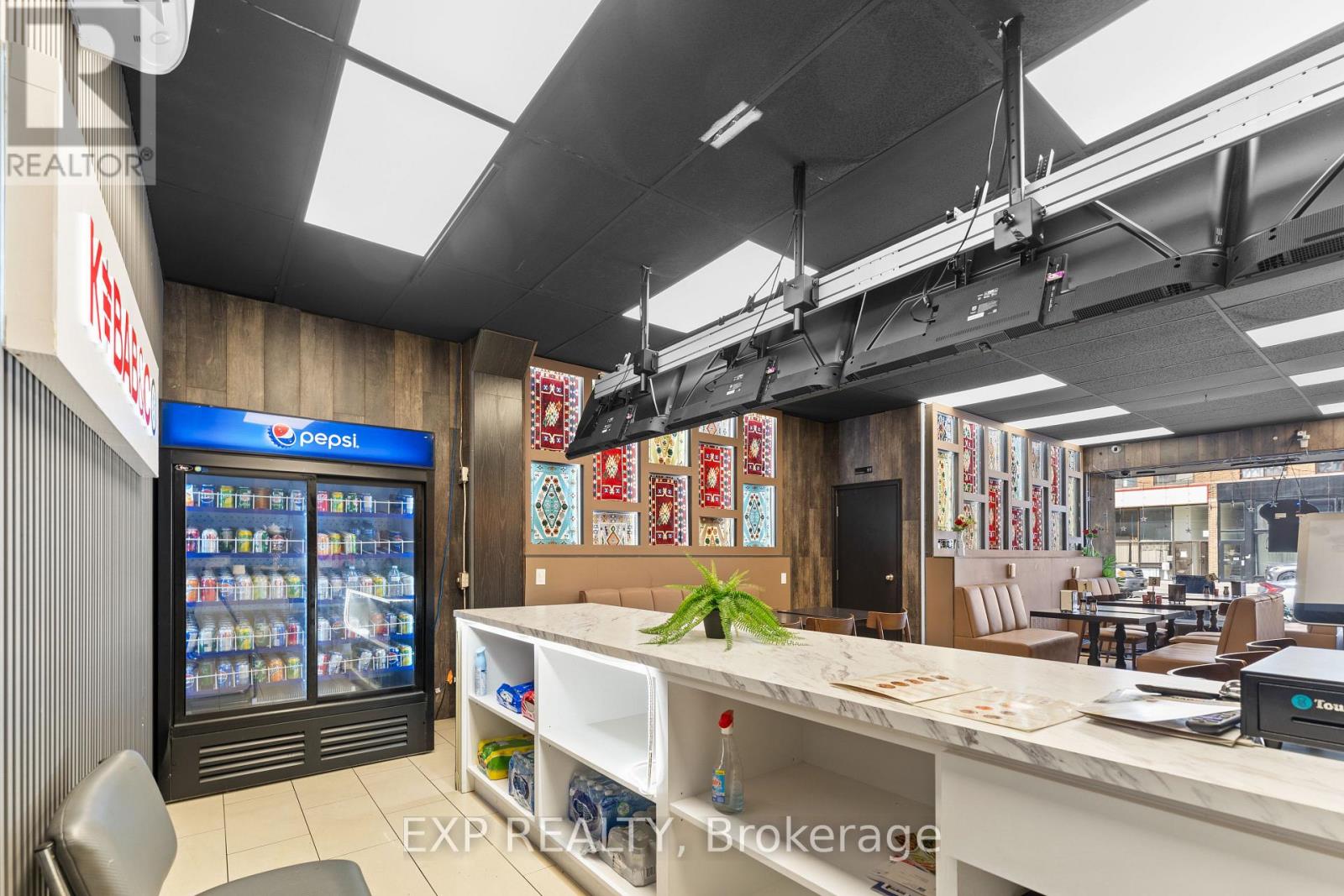 977 O'connor Drive N, Toronto, Ontario M4B 2T1 - Photo 6 - E12418994