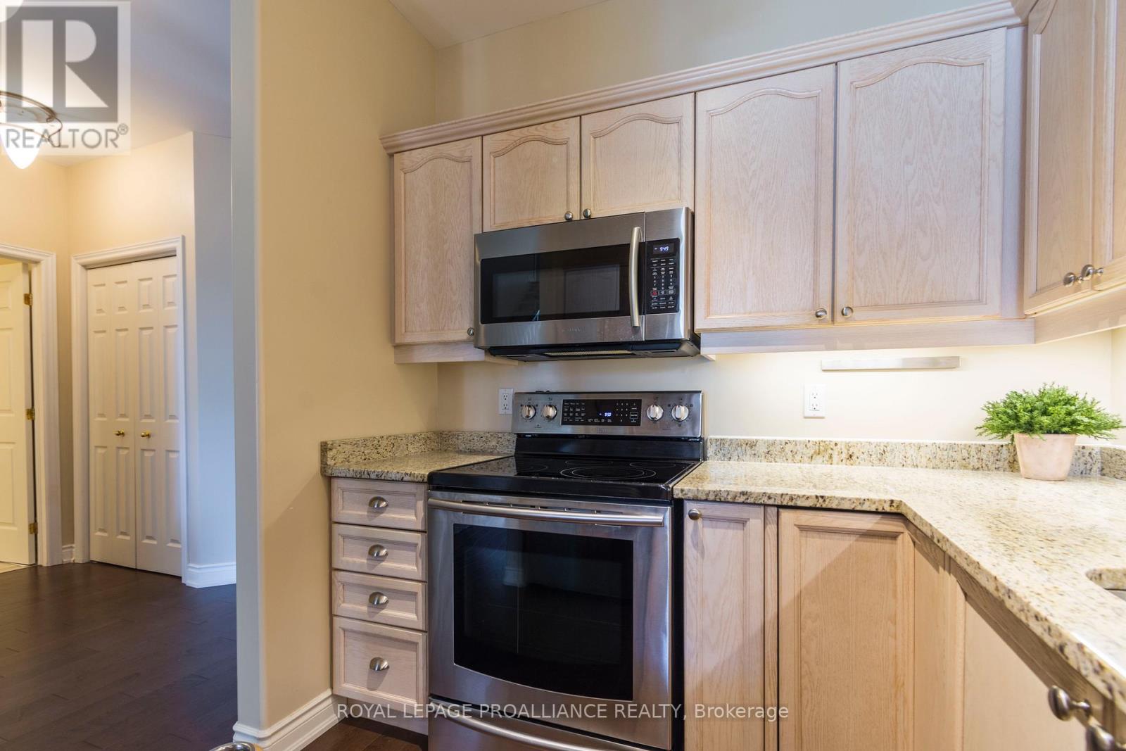 2 - 355 Dundas Street W, Belleville, Ontario  K8P 1B3 - Photo 19 - X12382282