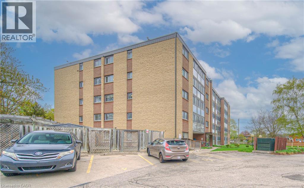 400 Champlain Boulevard Unit# 406, Cambridge, Ontario  N1R 7J6 - Photo 2 - 40796294