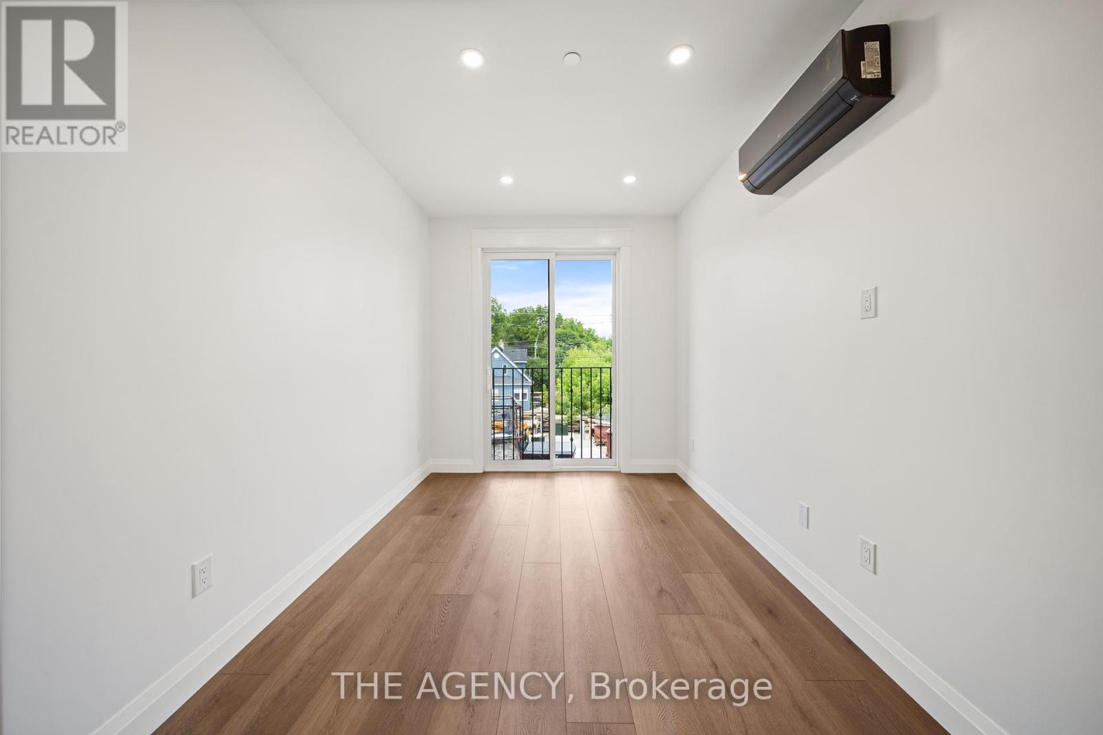 6 - 153 Main Street E, Milton, Ontario  L9T 1N7 - Photo 9 - W12666170