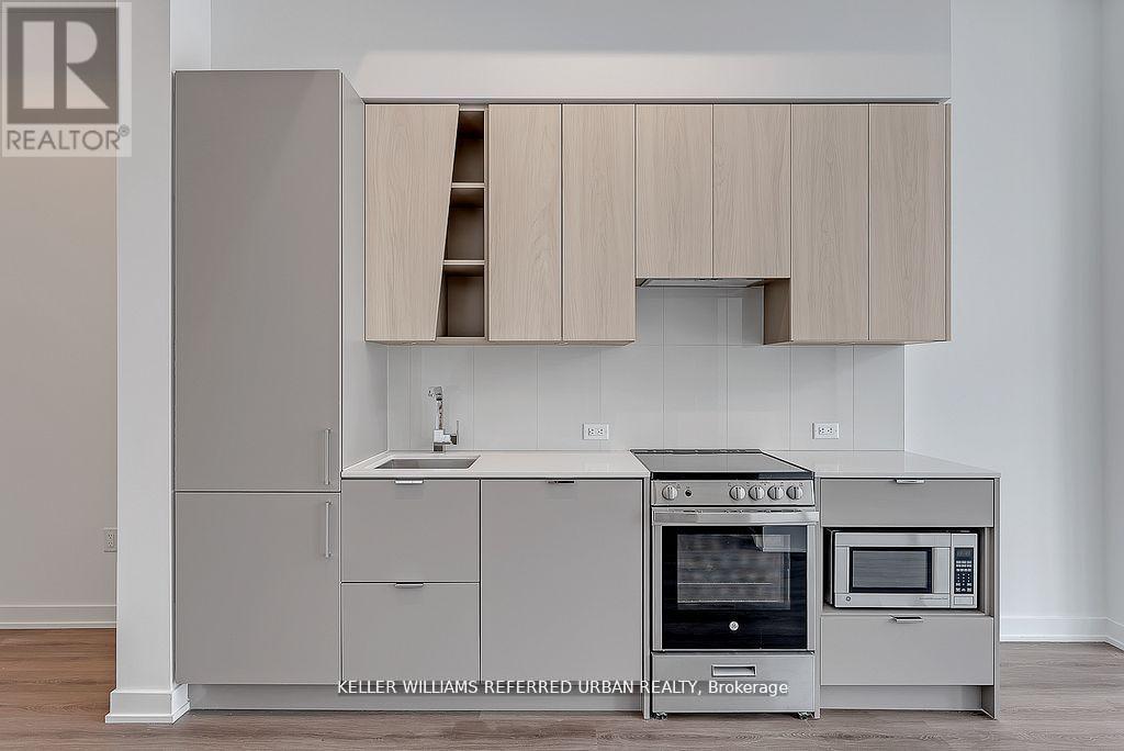 602 - 3883 Quartz Road, Mississauga (City Centre), Ontario  L5B 0M4 - Photo 8 - W12666202