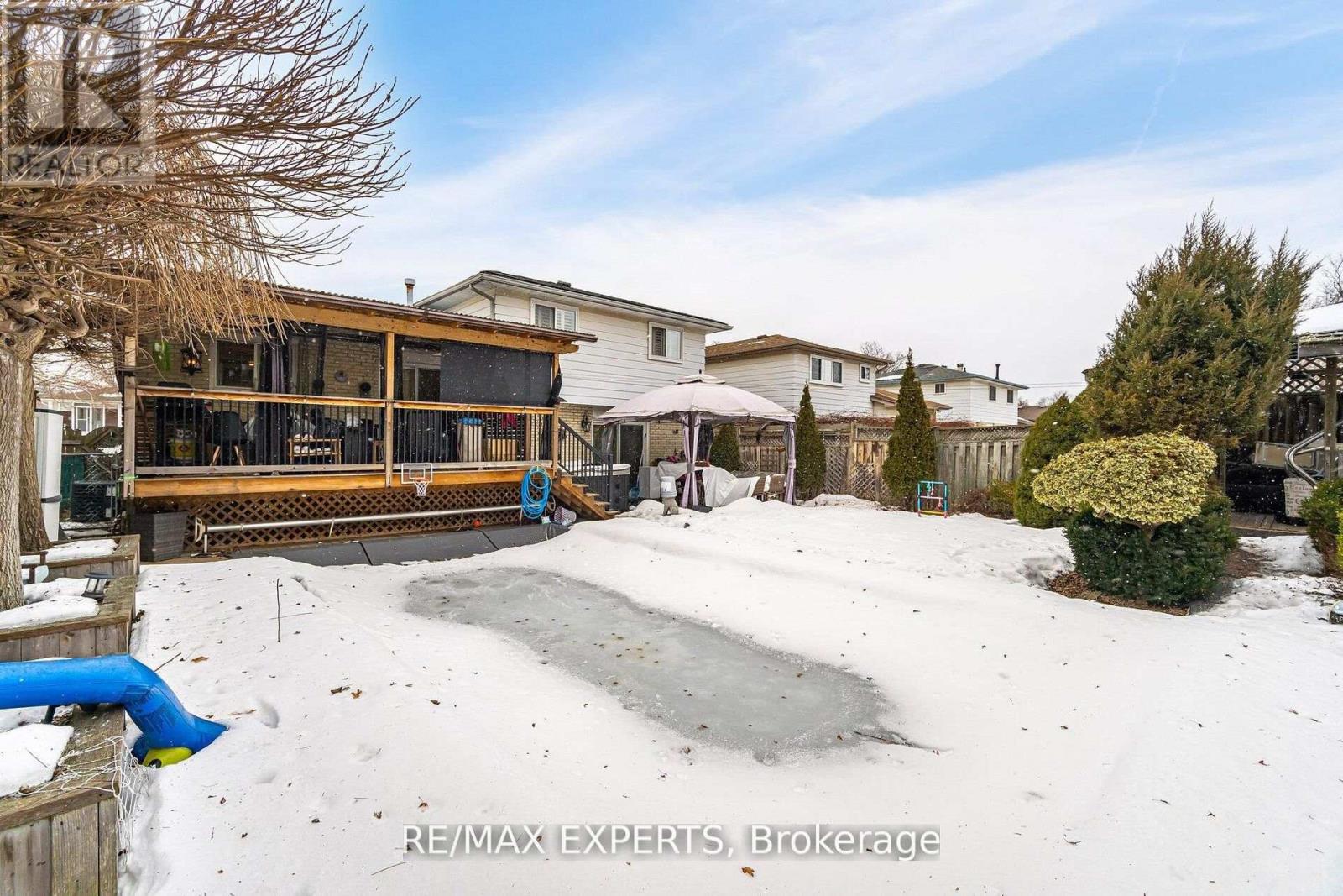 92 Ambleside Drive, Brampton (Brampton South), Ontario  L6Y 1B9 - Photo 10 - W12666224