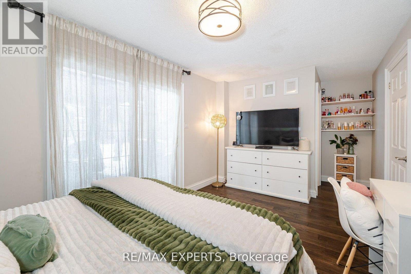 92 Ambleside Drive, Brampton (Brampton South), Ontario  L6Y 1B9 - Photo 17 - W12666224