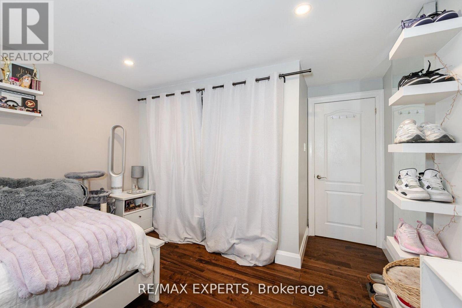 92 Ambleside Drive, Brampton (Brampton South), Ontario  L6Y 1B9 - Photo 24 - W12666224