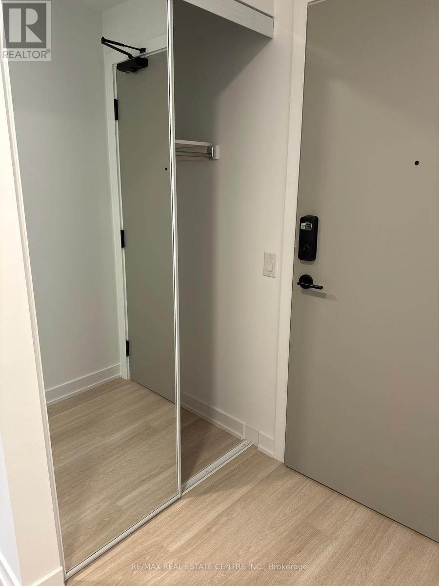 911 - 5105 Hurontario Street, Mississauga, Ontario  L4Z 0C9 - Photo 10 - W12666294