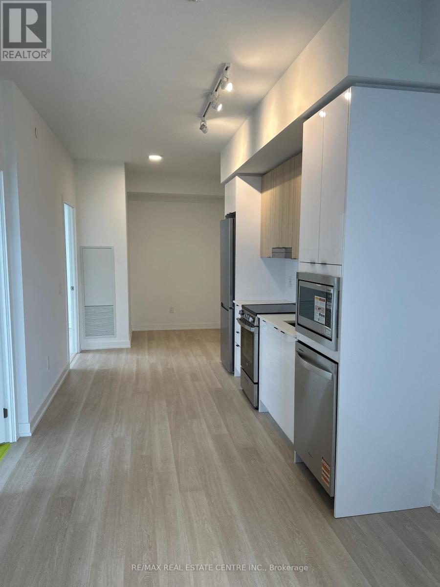 911 - 5105 Hurontario Street, Mississauga, Ontario  L4Z 0C9 - Photo 2 - W12666294