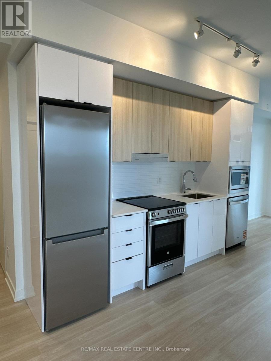 911 - 5105 Hurontario Street, Mississauga, Ontario  L4Z 0C9 - Photo 3 - W12666294