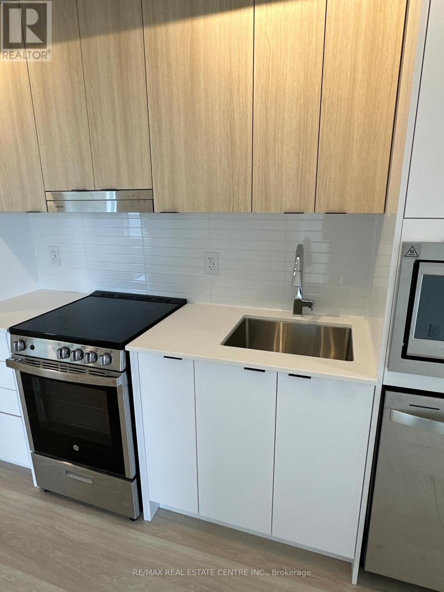 911 - 5105 Hurontario Street, Mississauga, Ontario  L4Z 0C9 - Photo 4 - W12666294