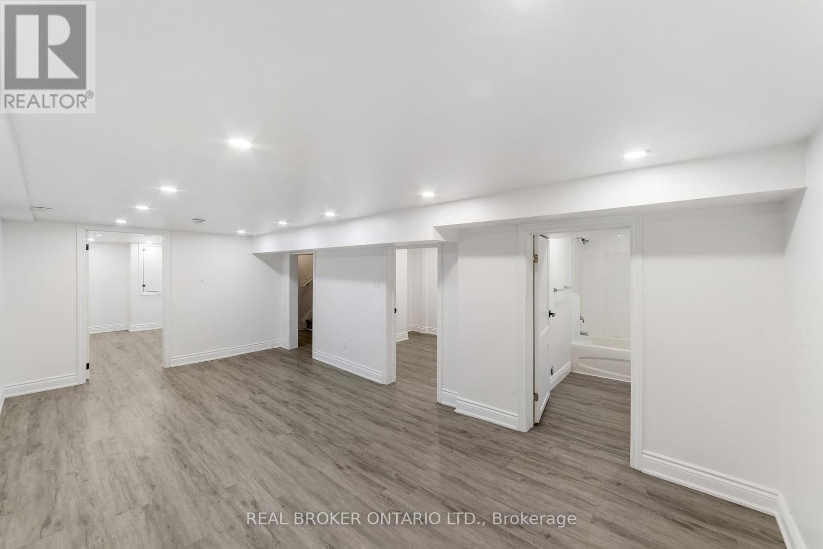 27 Melrose Avenue S, Hamilton, Ontario  L8M 2Y4 - Photo 13 - X12534118