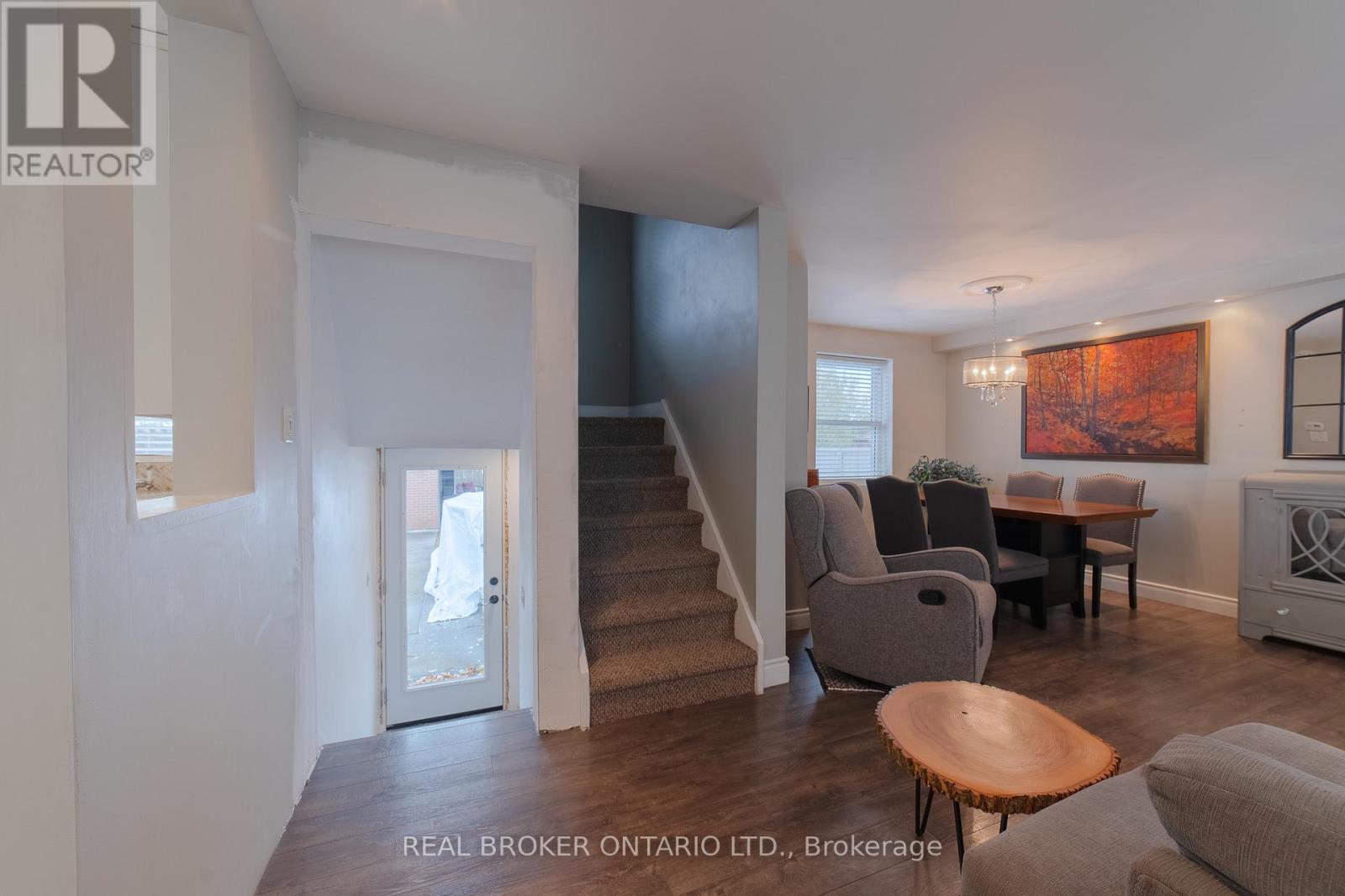 66 Maitland Street, Thorold, Ontario  L2V 3A9 - Photo 10 - X12611254