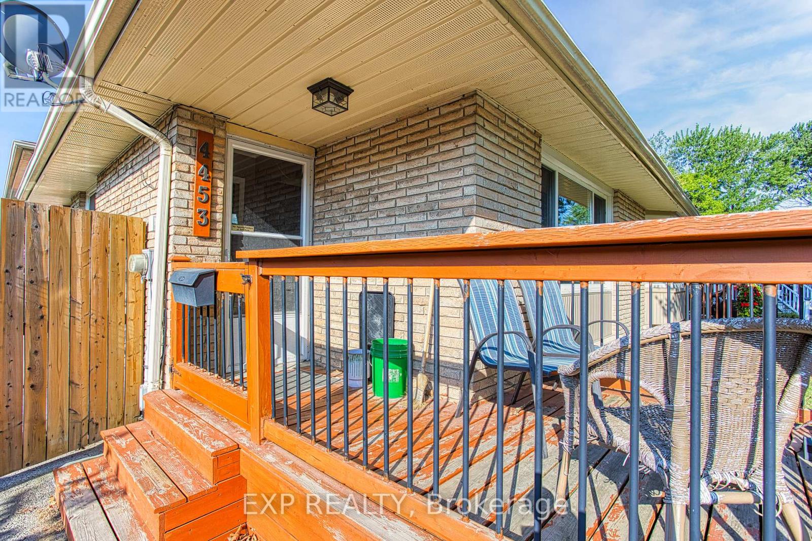 Main - 4453 Meadowvale Drive, Niagara Falls (Morrison), Ontario  L2E 5W8 - Photo 4 - X12666172