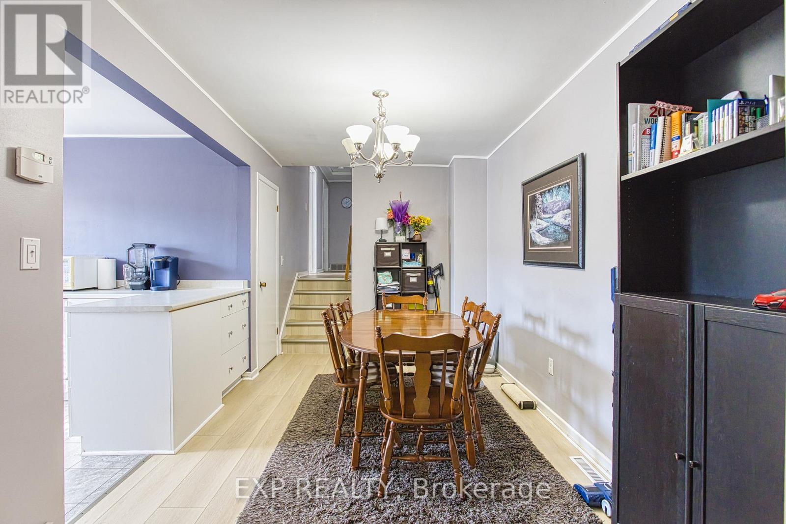 Main - 4453 Meadowvale Drive, Niagara Falls (Morrison), Ontario  L2E 5W8 - Photo 8 - X12666172