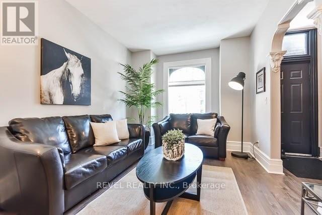 32 Main Street, Hamilton (Dundas), Ontario  L9H 2P6 - Photo 5 - X12666176