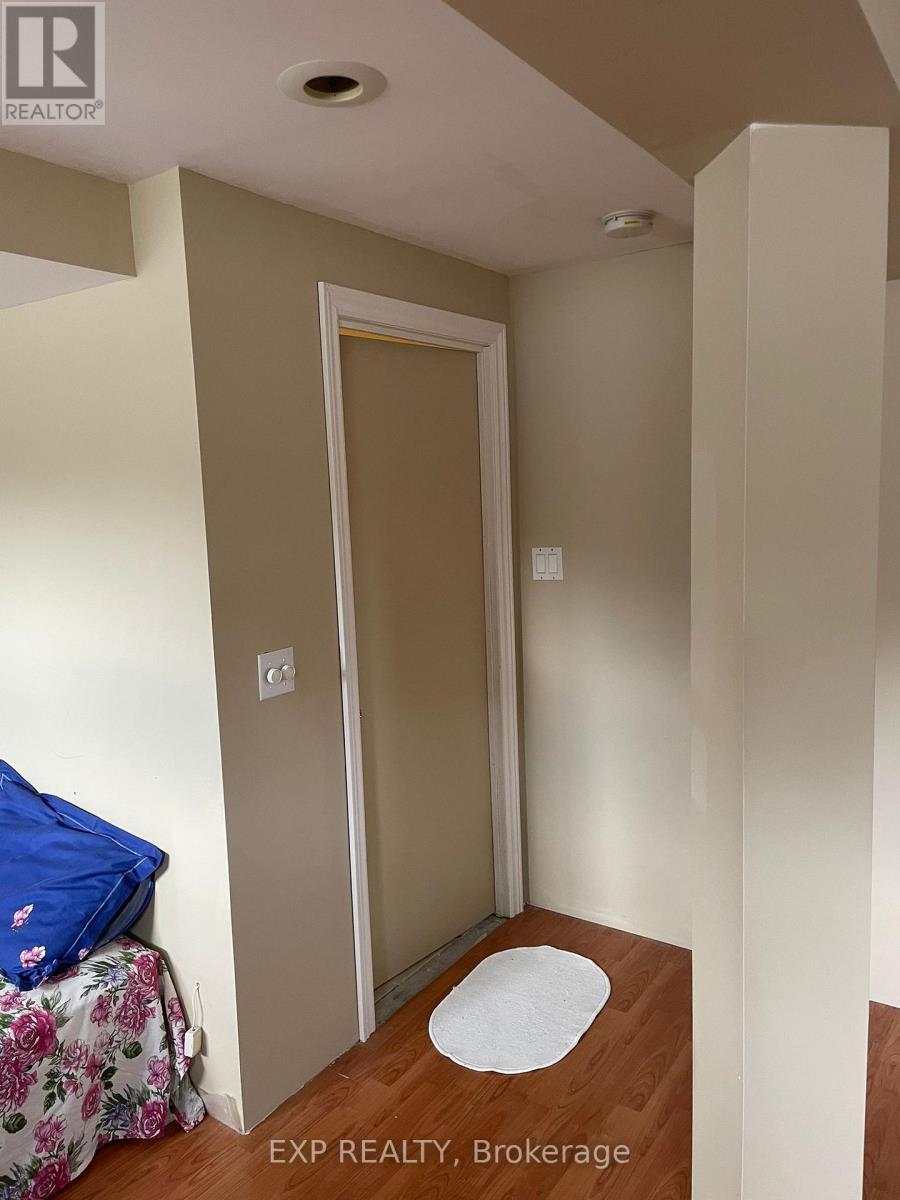 Lower - 4453 Meadowvale Drive, Niagara Falls (Morrison), Ontario  L2E 5W8 - Photo 11 - X12666270