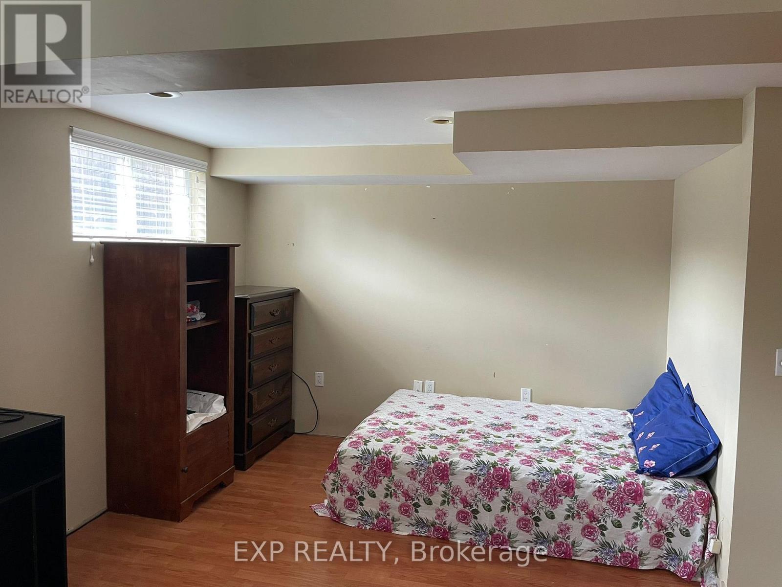 Lower - 4453 Meadowvale Drive, Niagara Falls (Morrison), Ontario  L2E 5W8 - Photo 6 - X12666270