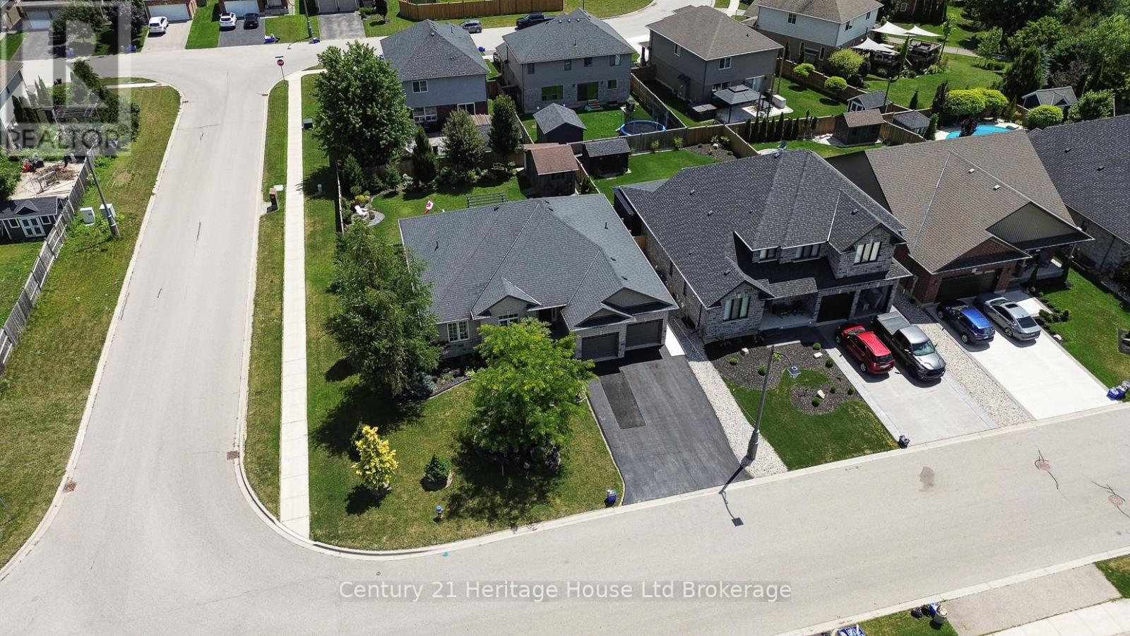 57 Fuller Drive, Ingersoll, Ontario  N5C 4H4 - Photo 44 - X12428596