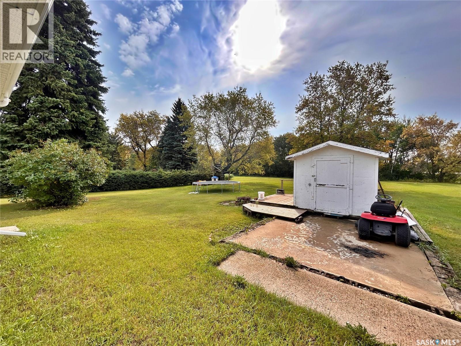 230 Railway Avenue W, Wawota, Saskatchewan  S0G 5A0 - Photo 3 - SK026280