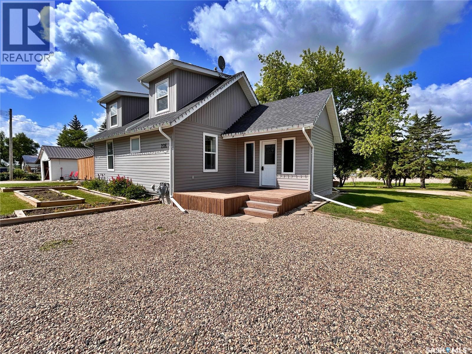 206 1st Street, Wawota, Saskatchewan  S0G 5A0 - Photo 39 - SK026279