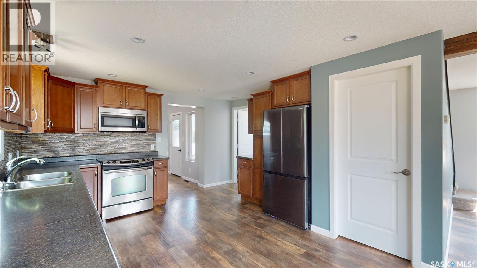 206 1st Street, Wawota, Saskatchewan  S0G 5A0 - Photo 9 - SK026279