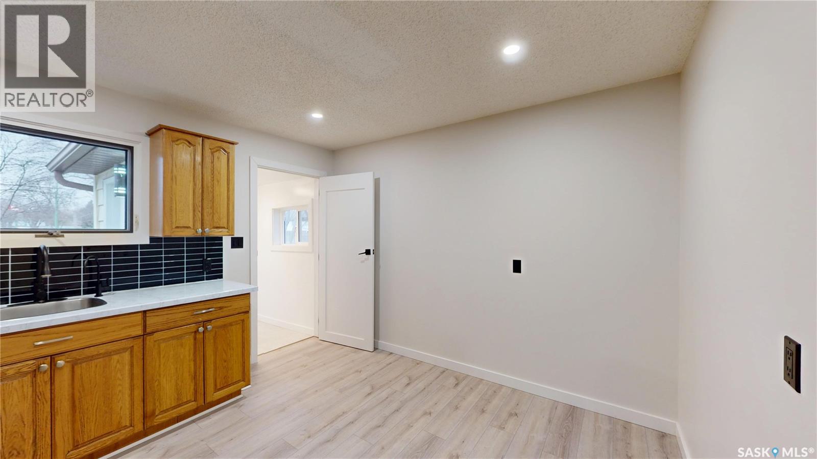 501 Windover Avenue, Moosomin, Saskatchewan  S0G 3N0 - Photo 11 - SK026271