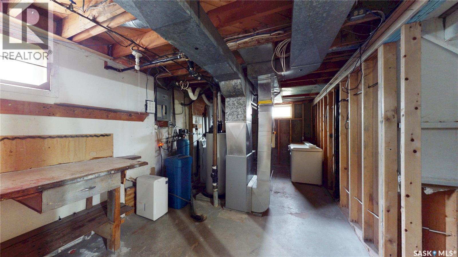 501 Windover Avenue, Moosomin, Saskatchewan  S0G 3N0 - Photo 32 - SK026271