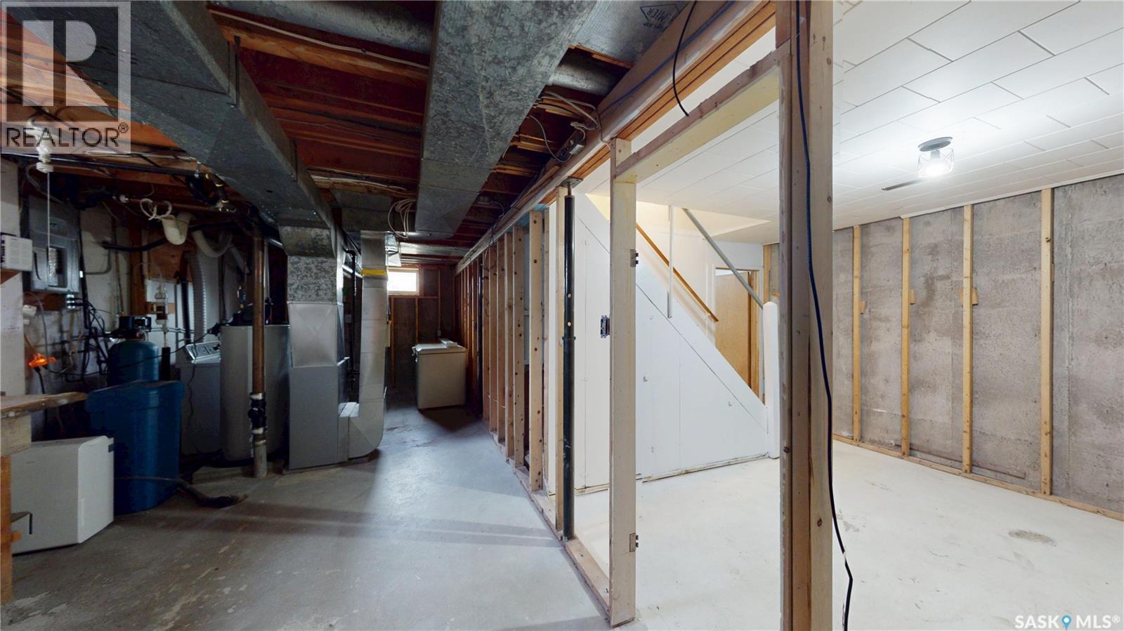 501 Windover Avenue, Moosomin, Saskatchewan  S0G 3N0 - Photo 36 - SK026271