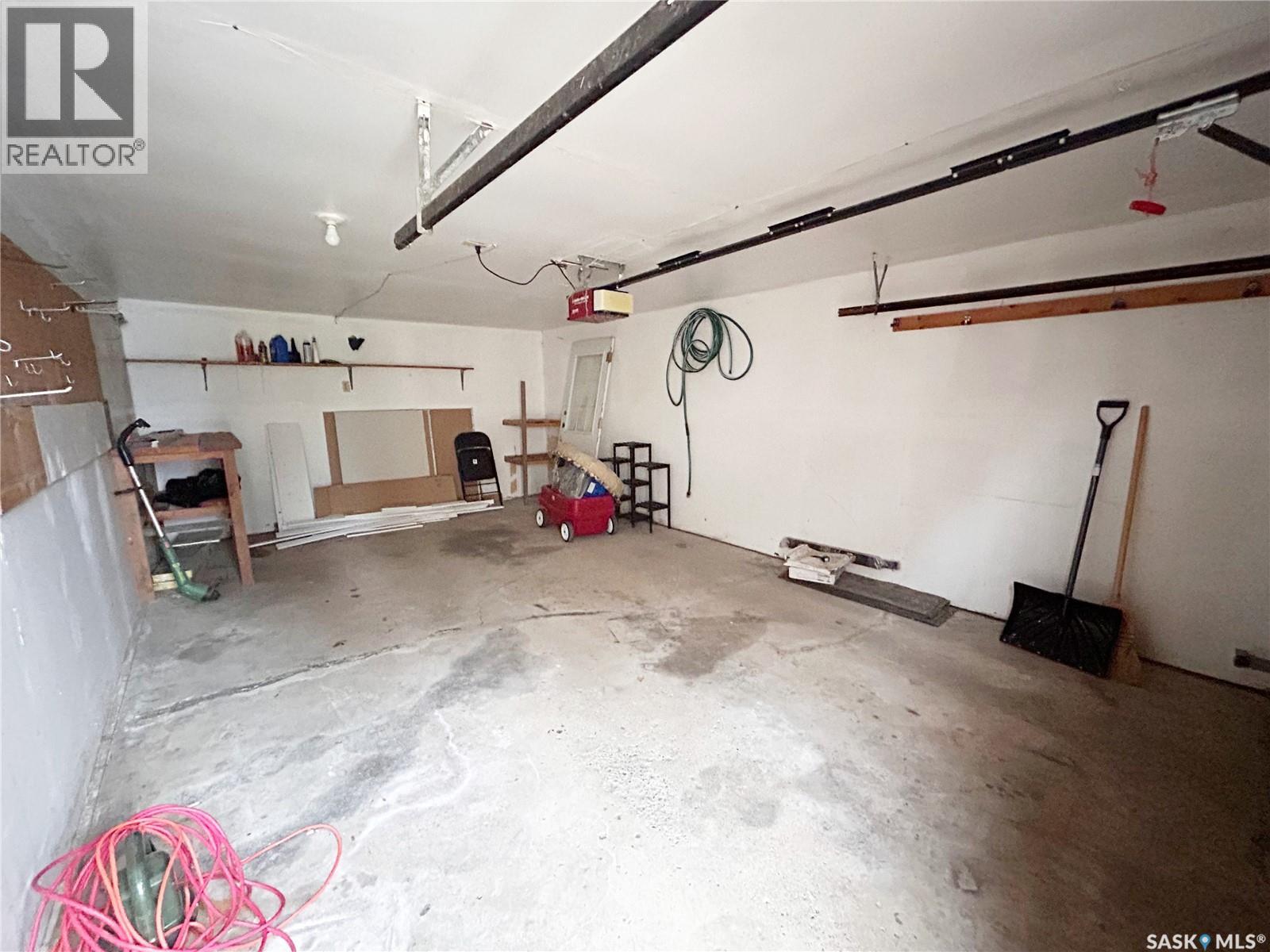 501 Windover Avenue, Moosomin, Saskatchewan  S0G 3N0 - Photo 39 - SK026271