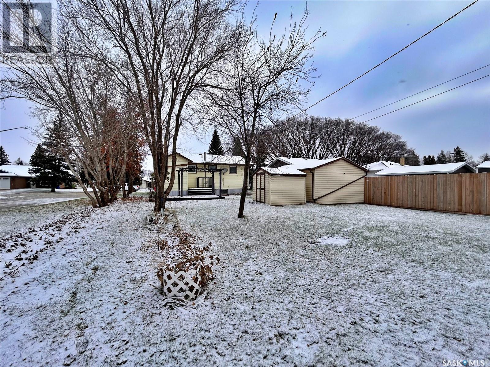 501 Windover Avenue, Moosomin, Saskatchewan  S0G 3N0 - Photo 42 - SK026271