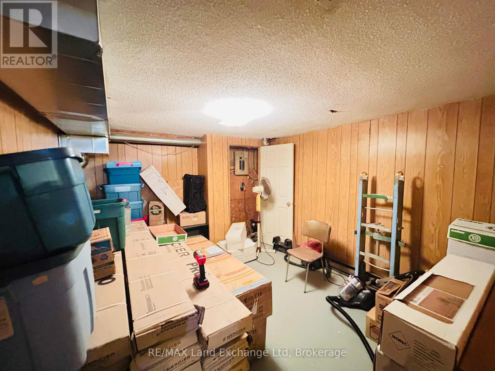 1 Jordan Drive, North Huron, Ontario  N0G 1E0 - Photo 14 - X12505102