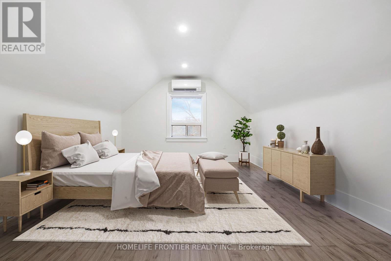 Upper #b - 46 Cowan Avenue, Toronto (South Parkdale), Ontario  M6K 2N4 - Photo 18 - W12665388