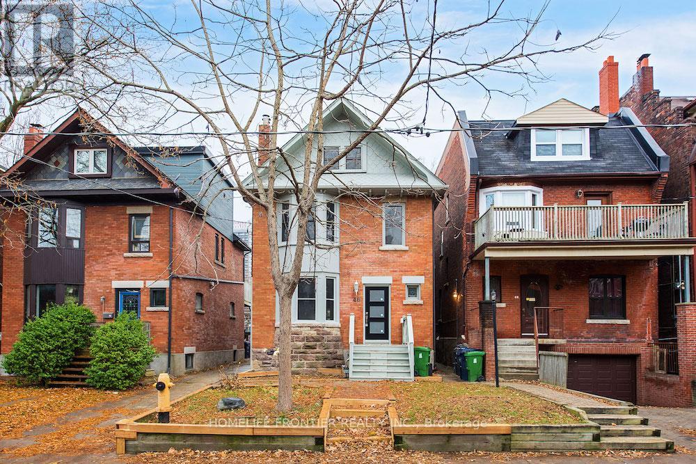 Upper #b - 46 Cowan Avenue, Toronto (South Parkdale), Ontario  M6K 2N4 - Photo 2 - W12665388