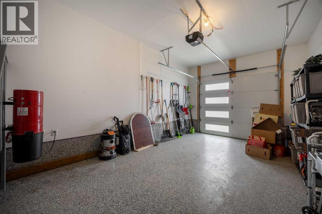 84 Riviera Court, Cochrane, Alberta  T4C 2V8 - Photo 33 - A2260260